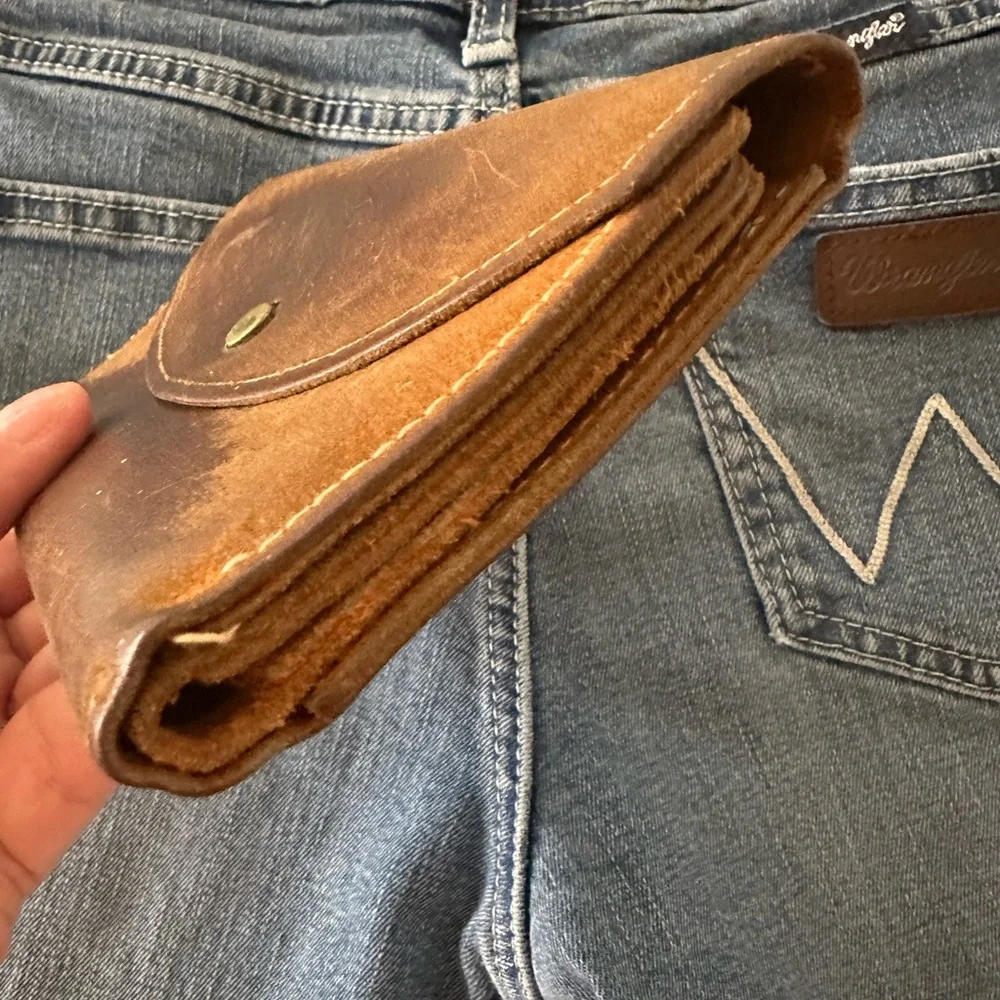 Vintage Distressed Leather Biker Wallet - Picture 11 of 12